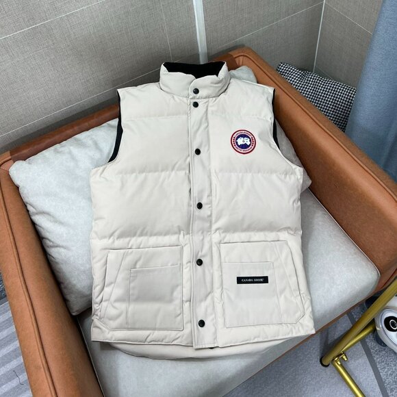 Canada Goose White Puffer Vest - Picture 1 of 6